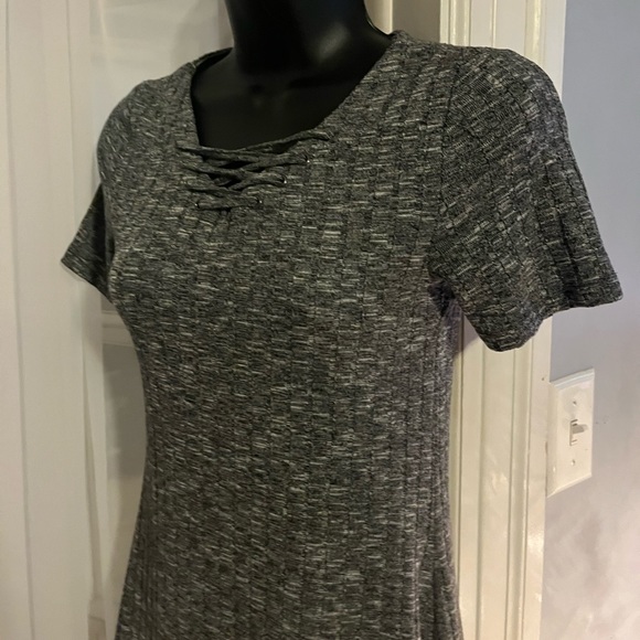 Maddie Zeigler  grey knit dress criss cross up top - Picture 3 of 9